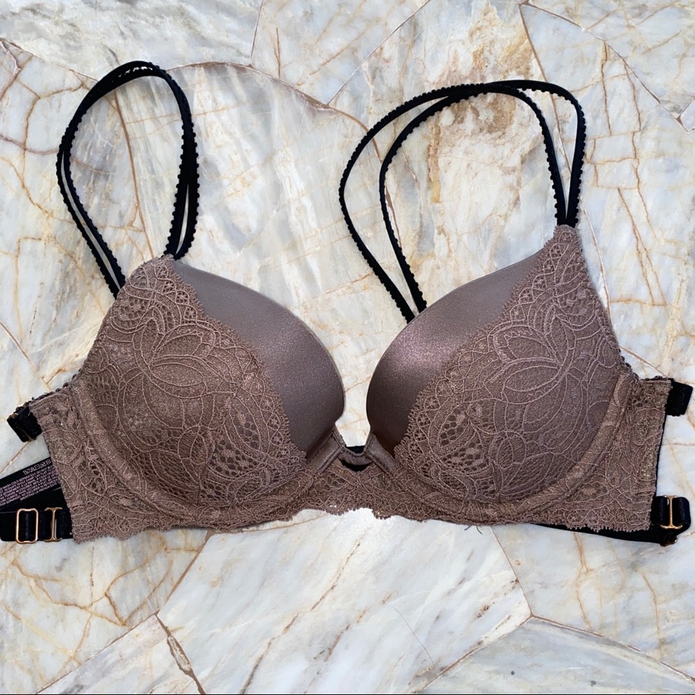 32B‎ Bra Rare Very Sexy Bra strappy chain caged brown lace